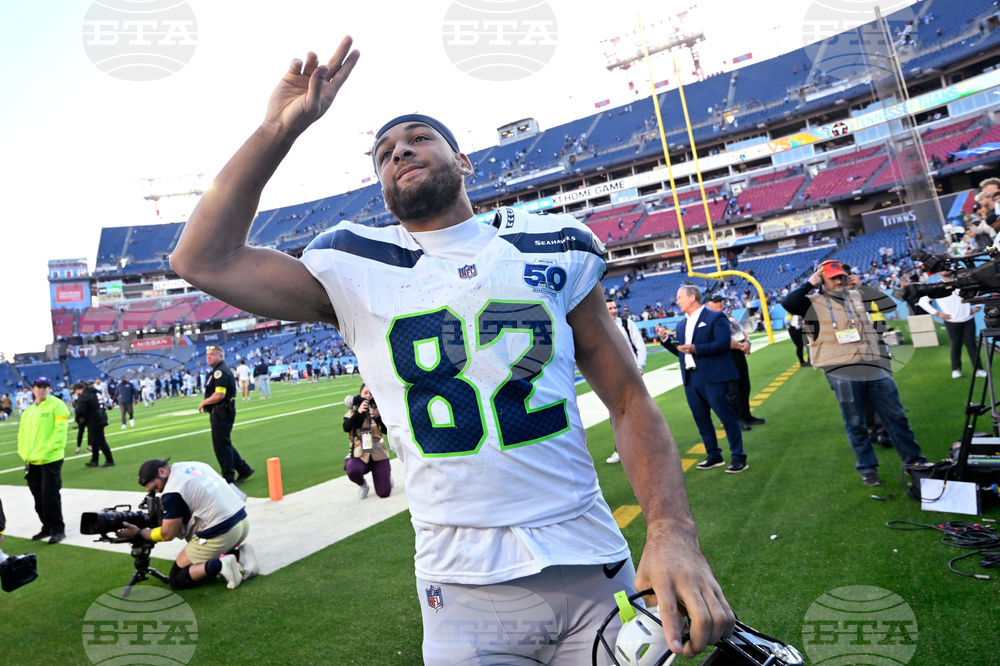 Seahawks Titans Football