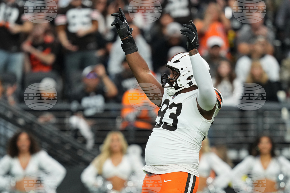 Browns Raiders Football