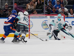 Kraken Islanders Hockey