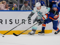 Kraken Islanders Hockey