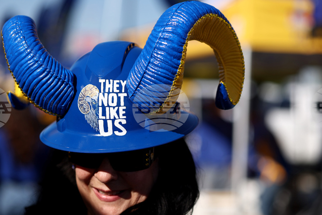 Buccaneers Rams Football