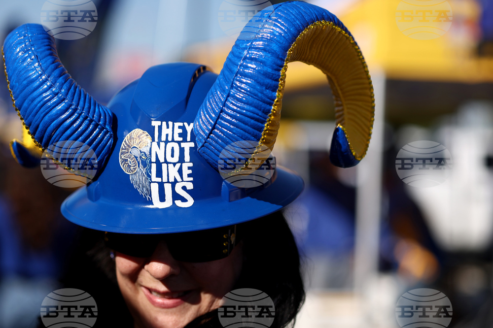 Buccaneers Rams Football