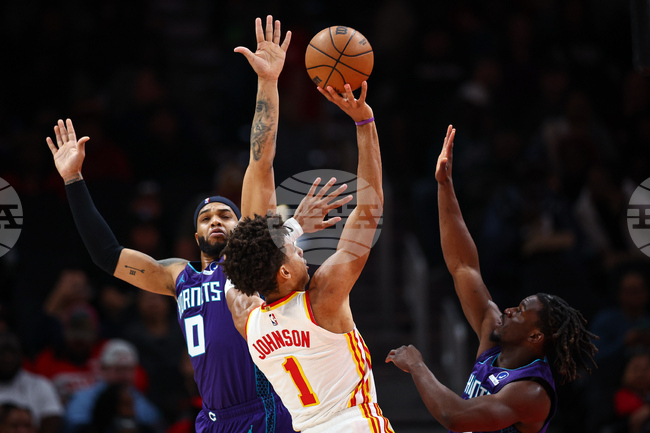 Hornets Hawks Basketball