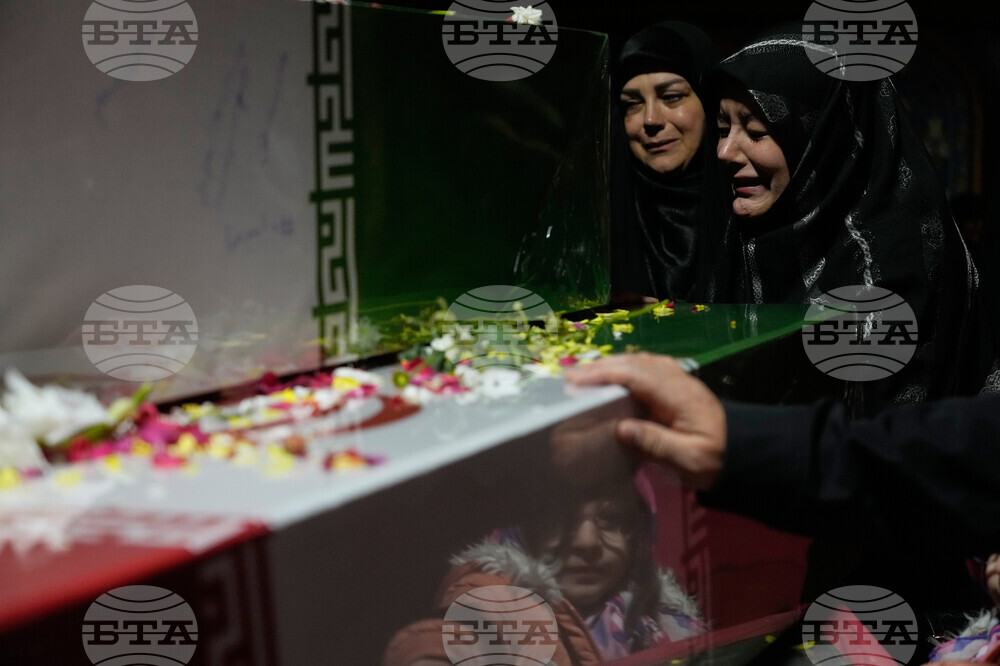 APTOPIX Iran Iraq Unknown Soldiers