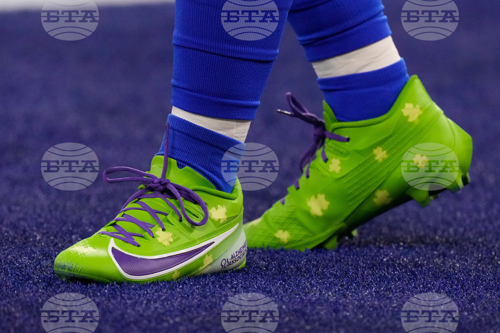 Buccaneers Rams Football