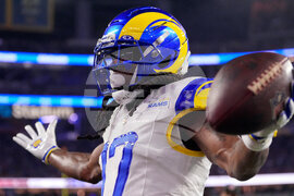 Buccaneers Rams Football