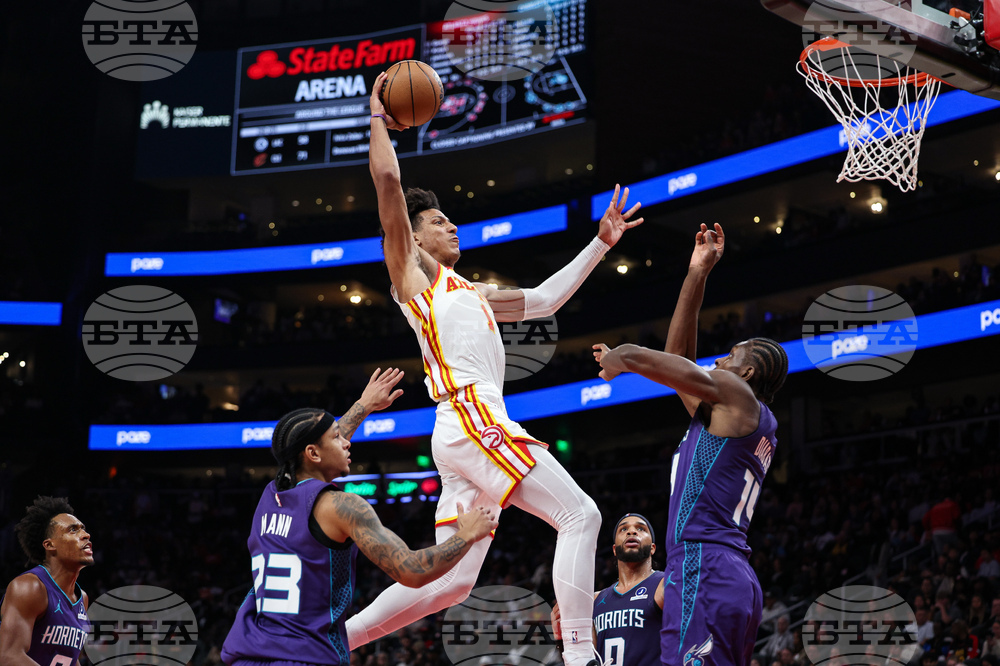 Hornets Hawks Basketball