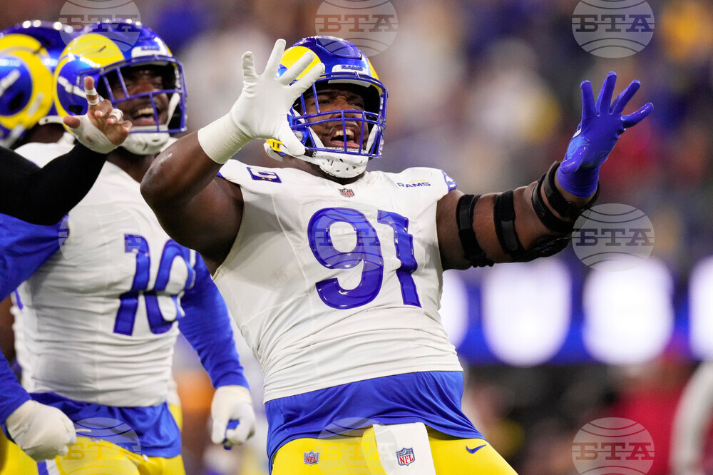 Buccaneers Rams Football