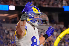 Buccaneers Rams Football