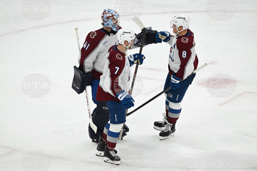 Avalanche Blackhawks Hockey