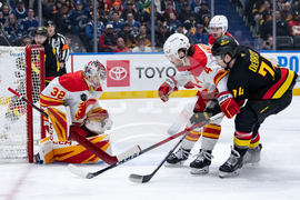 Flames Canucks Hockey