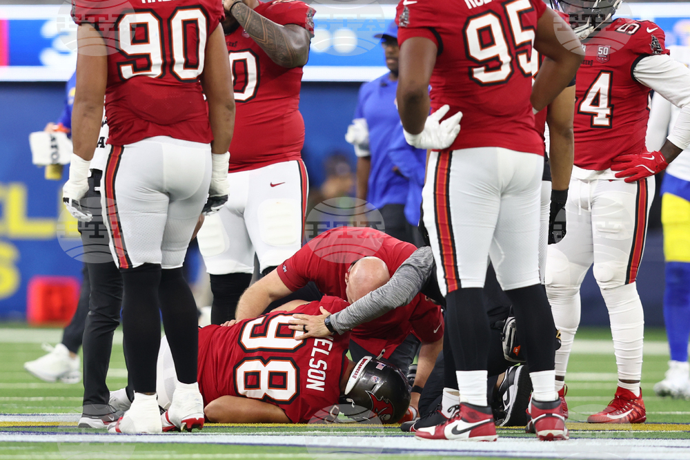 Buccaneers Rams Football