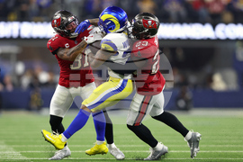 Buccaneers Rams Football