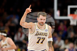 Lakers Jazz Basketball