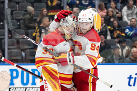 Flames Canucks Hockey