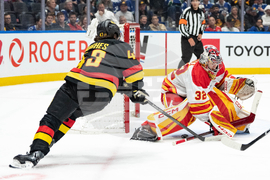 Flames Canucks Hockey