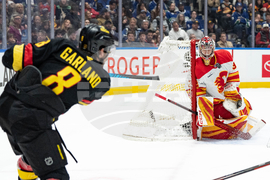 Flames Canucks Hockey