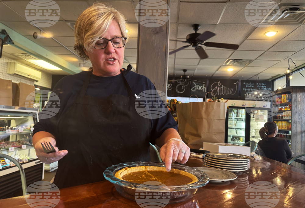 Thanksgiving Pie Debate Mississippi