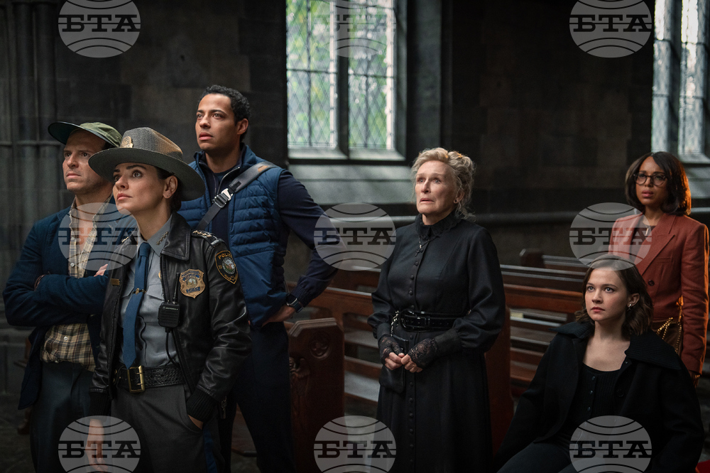 Film Review - Wake Up Dead Man: A Knives Out Mystery