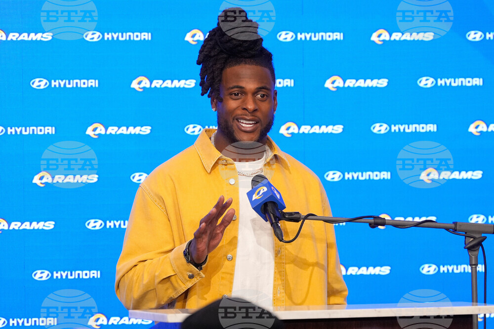 Buccaneers Rams Football