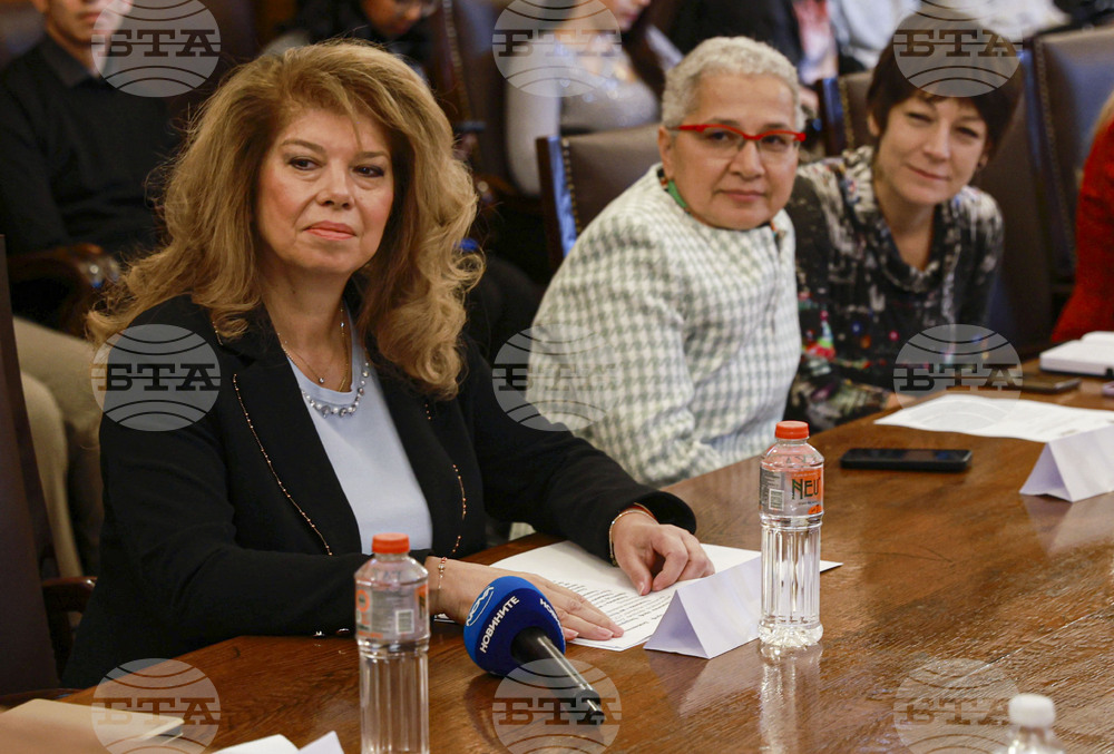 Софийски университет „Св. Климент Охридски“ - „Ефективното социално включване на бежанци и мигранти в приемащите общества - акценти, предизвикателства, перспективи“ - кръгла маса