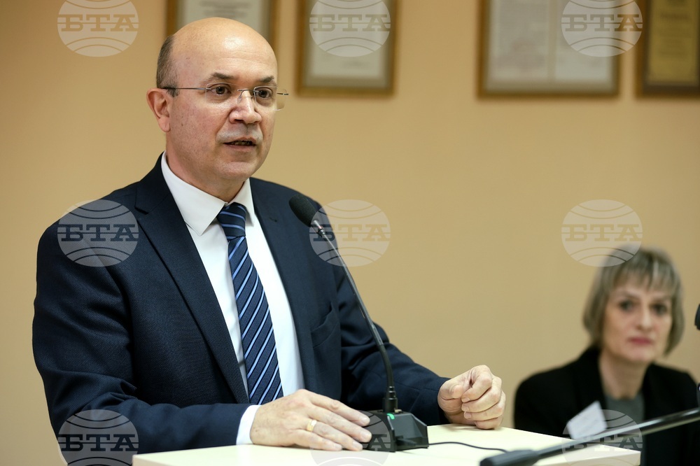 БФБ се бори данък дивидент да не се повишава поне за публичните компании у нас, каза изпълнителният директор Маню Моравенов