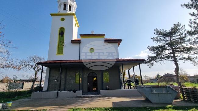 Приключва цялостният ремонт на храма „Свети Димитър“ в свиленградското село Генералово