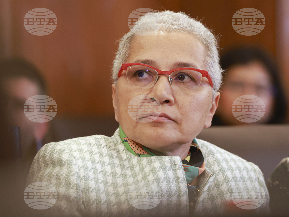 Софийски университет „Св. Климент Охридски“ - „Ефективното социално включване на бежанци и мигранти в приемащите общества - акценти, предизвикателства, перспективи“ - кръгла маса