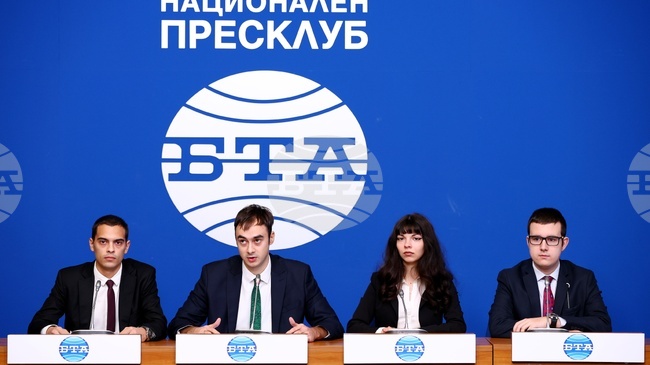 Младежката организация на „Възраждане“ се обяви против разширяването на обхвата на зоните за платено паркиране в София 