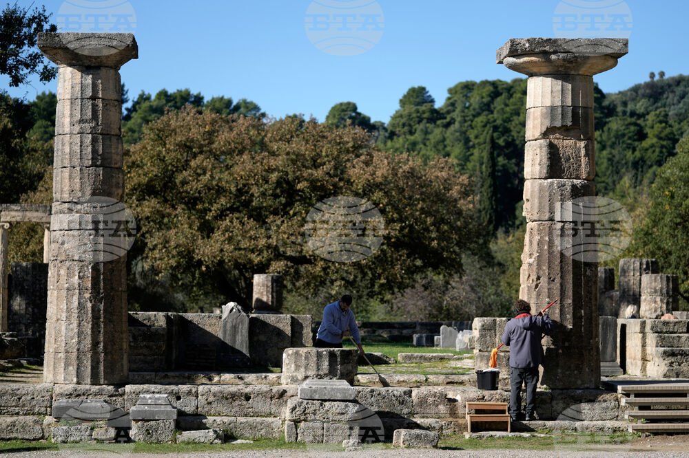 Свлачище в Древна Олимпия на гръцкия полуостров Пелопонес нанесе щети и доведе до евакуация на едно семейство