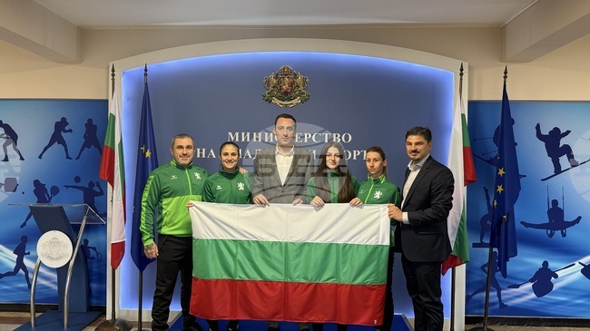 Министърът на спорта Иван Пешев изпрати националките по карате за Световното първенство в Кайро