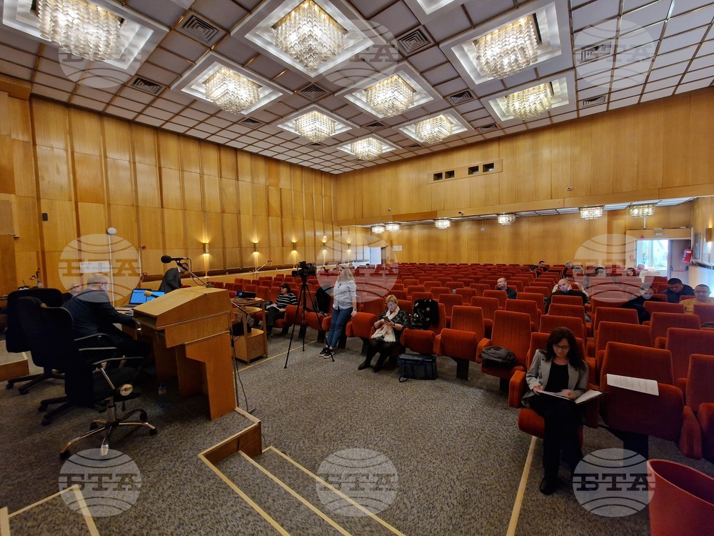 Общинският съвет в Перник прие корекция в поименния списък на капиталовите разходи за 2025 г.