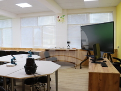 Омуртаг - Първо НУ "Христо Смирненски" - СТЕМ център