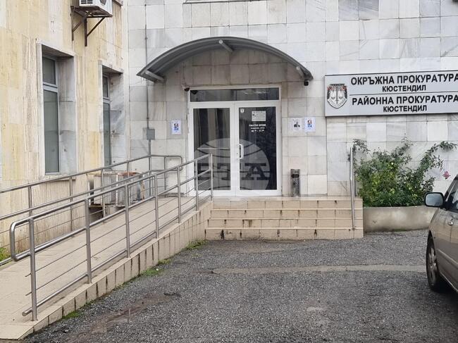 Разследването на катастрофата при Бобов дол се води под ръководството на окръжната прокуратура в Кюстендил