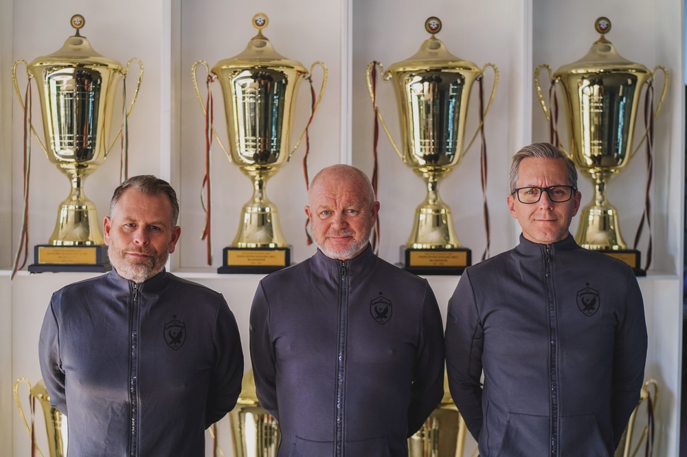 Лудогорец (Рз) потвърди, че двама опитни шведски треньори влизат в щаба на Пер-Матиас Хьогмо 