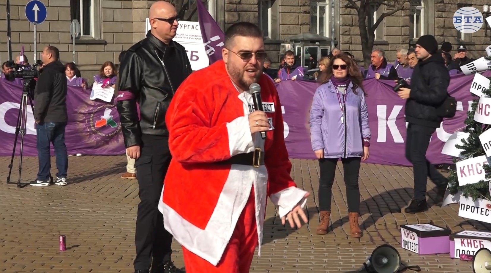 С протестна акция до парламента КНСБ настоява за по-високи доходи