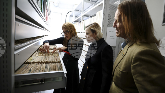Kalina Saxe-Coburg-Gotha and Kitín Muñoz Visit Bulgarian News Agency Archives