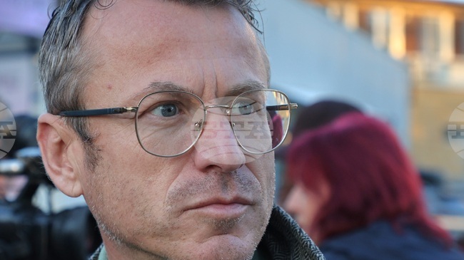 Най-адекватната мярка за неотклонение за Благомир Коцев би била подписка, смята адвокат Николай Владимиров