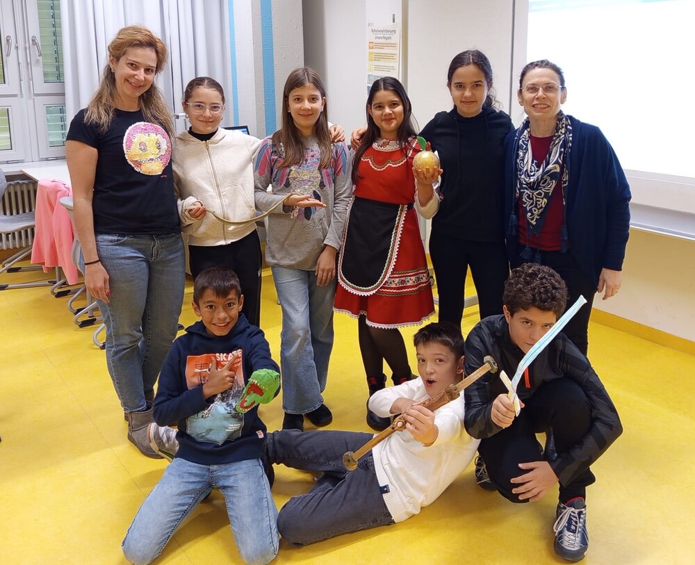 Деца, учители, родители и гости отбелязаха заедно Деня на четенето и Деня на християнското семейство в училище „Дора Габе“ в Мюнхен