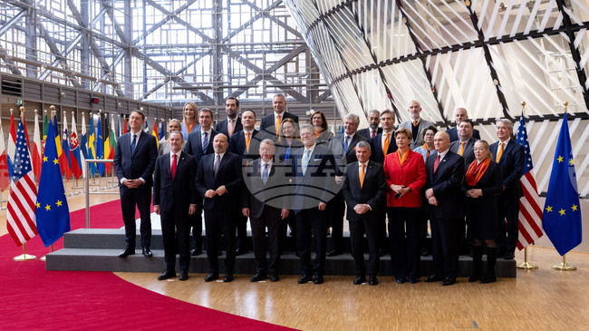 Стоманата е приоритет за ЕС и делегация от Брюксел ще пътува за разговори във Вашингтон, каза еврокомисарят по търговията Марош Шефчович