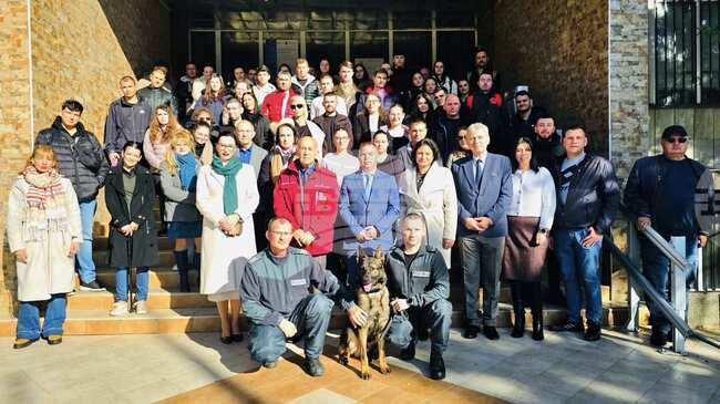 Граничното куче Зерг се превърна в „звездата“ на „Месеца на сигурността“ в УниБИТ