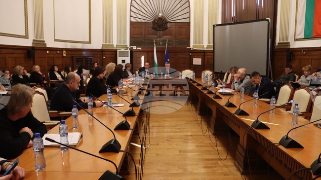 Промените в Закона за собствеността и ползването на земеделските земи обсъди Консултативният съвет по поземлени отношения