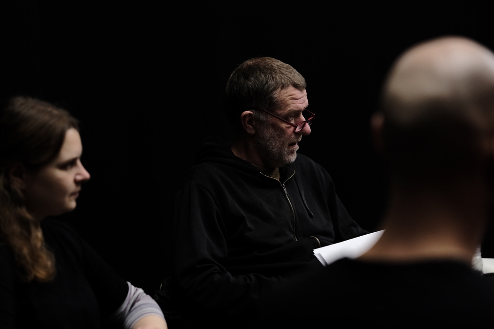 Йерней Лоренци избира персонажи за „Физика на тъгата“ в Народния театър