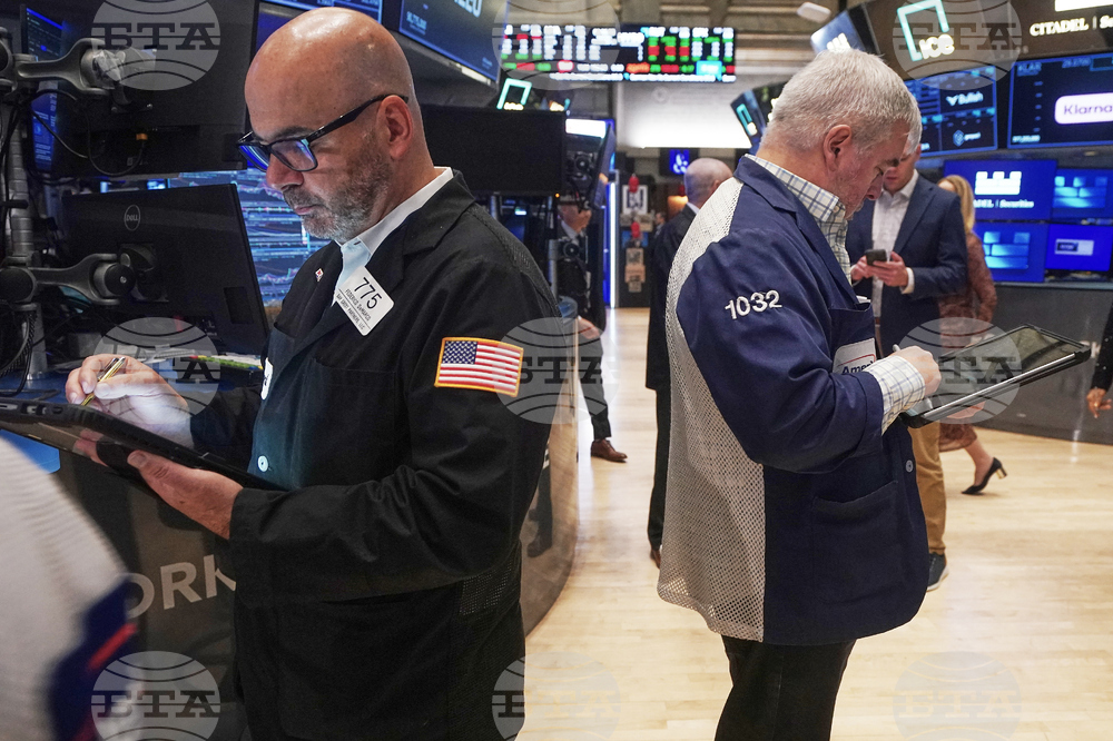 Низходящо се движат основните индекси на Уолстрийт в днешната ранна търговия