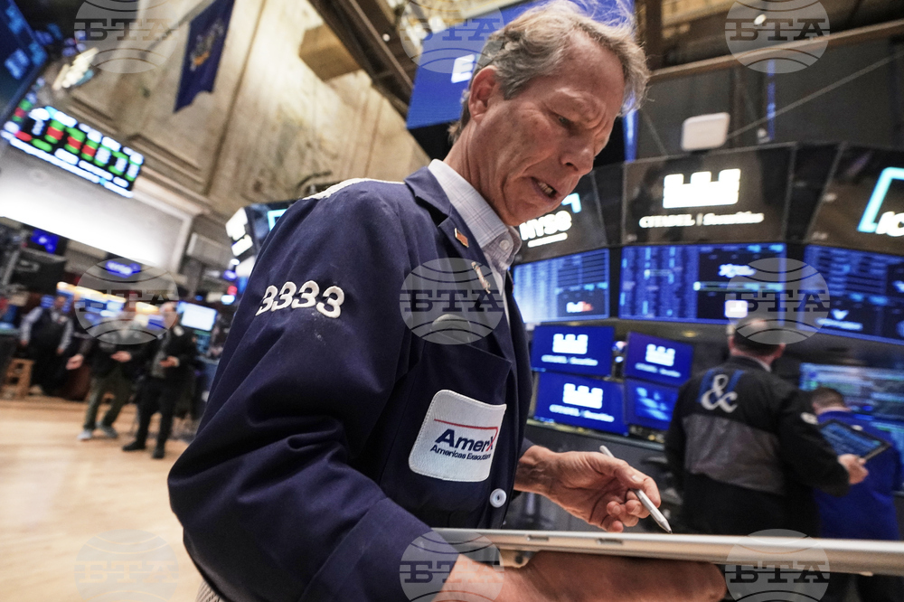 Без ясна посока се движат индексите при отварянето на сесията на Уолстрийт