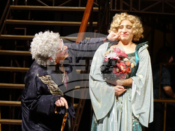 На 28 ноември е премиерата на „Примадони“ в Сатирата, снимка – Сатиричен театър 