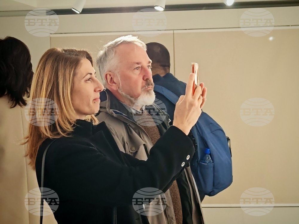 Габрово - „Жените носят света“ - изложба