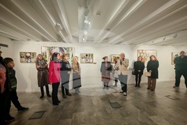 Габрово - „Жените носят света“ - изложба