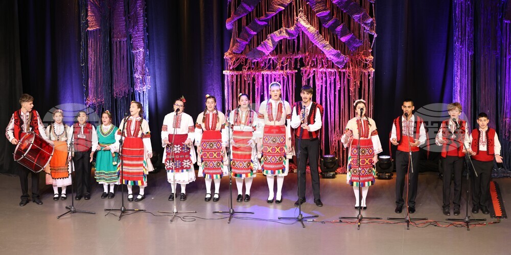 Благоевград - фолклорна група „Бисери“ - юбилеен концерт