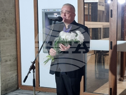 Шумен - барелеф на Станислав Ушев - откриване